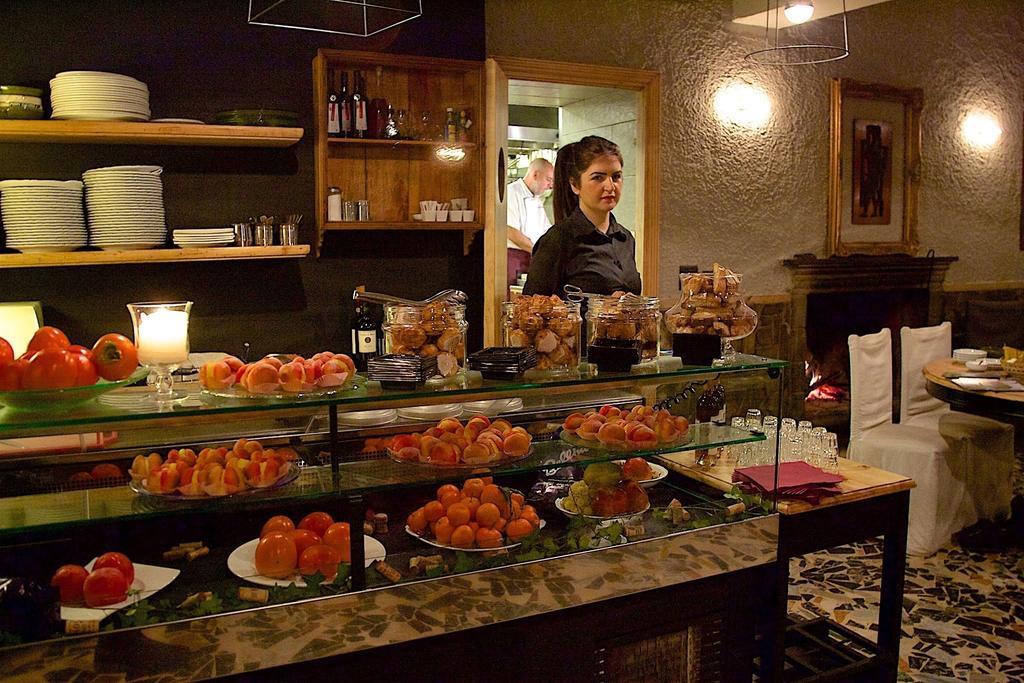 La Bussola Da Gino Hotel Quarrata Ngoại thất bức ảnh