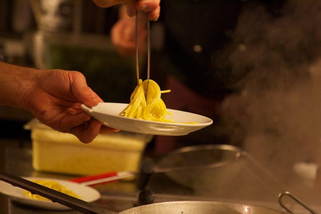 La Bussola Da Gino Hotel Quarrata Ngoại thất bức ảnh